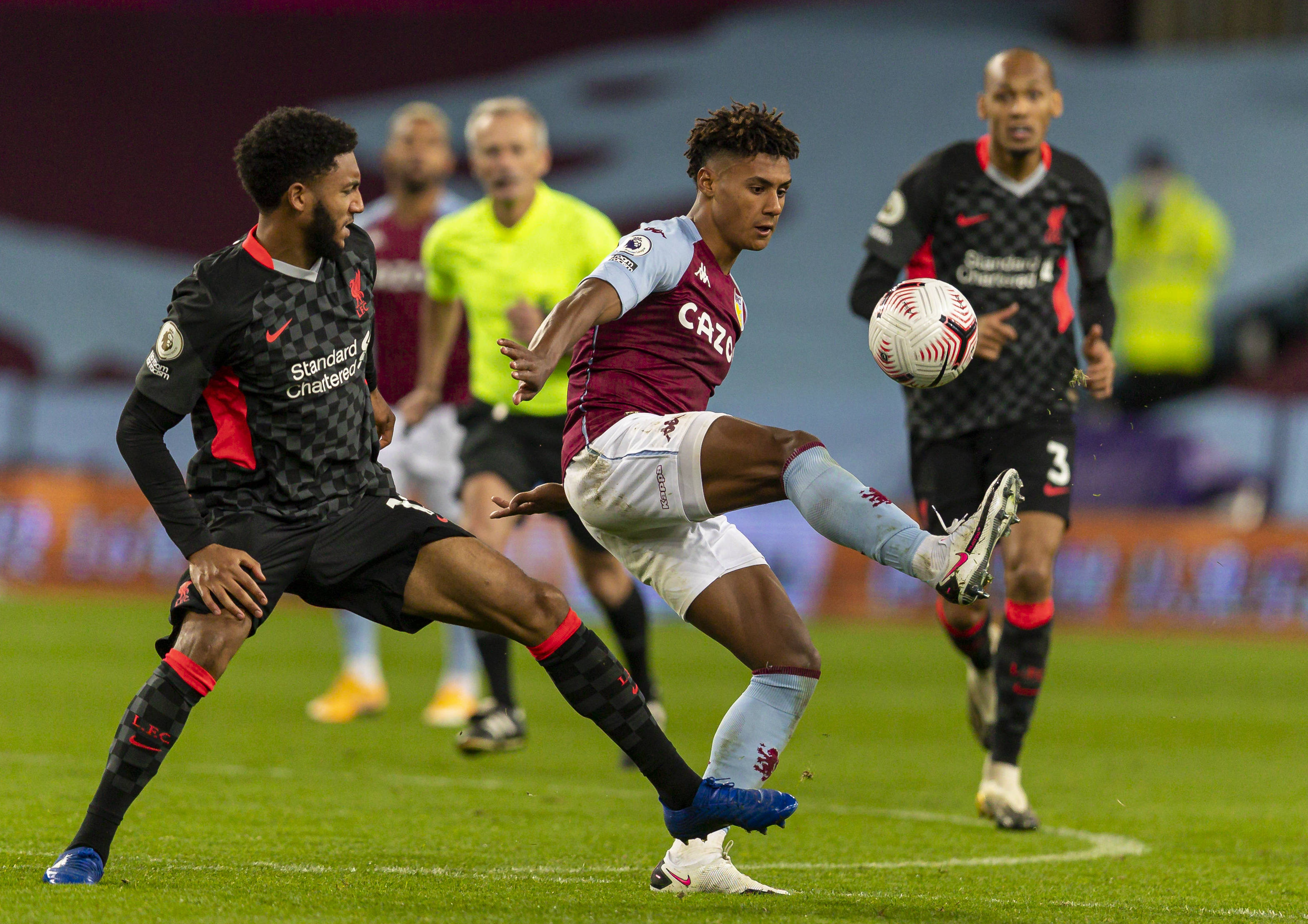 防线表现得 防线表现得